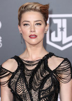 Amber Heard Longsleeve T-shirt #2901780