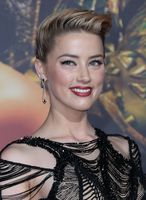 Amber Heard Longsleeve T-shirt #2901932