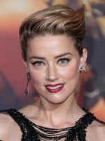 Amber Heard Longsleeve T-shirt #2901957