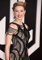 Amber Heard Longsleeve T-shirt #2902102