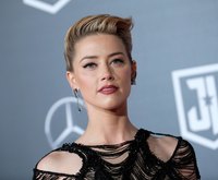 Amber Heard Longsleeve T-shirt #2902423