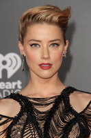 Amber Heard Longsleeve T-shirt #2902569