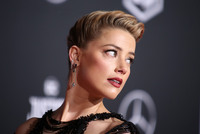 Amber Heard Longsleeve T-shirt #2902577