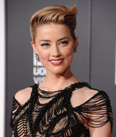 Amber Heard Longsleeve T-shirt #2902750