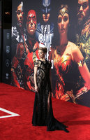 Amber Heard Sweatshirt #2902830