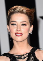 Amber Heard Longsleeve T-shirt #2902863