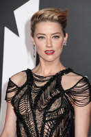 Amber Heard Longsleeve T-shirt #2902886