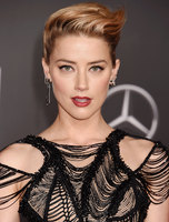 Amber Heard Sweatshirt #2902992