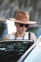 Amber Heard Longsleeve T-shirt #2988279