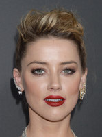 Amber Heard Longsleeve T-shirt #2988367