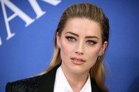 Amber Heard Longsleeve T-shirt #3262952