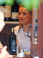 Amber Heard Longsleeve T-shirt #3262962
