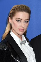 Amber Heard mug #G1538353