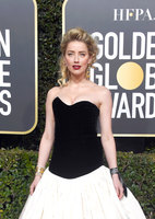 Amber Heard Longsleeve T-shirt #3715553