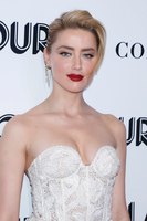 Amber Heard Longsleeve T-shirt #3715602
