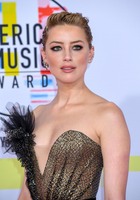 Amber Heard Longsleeve T-shirt #3715684