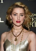Amber Heard mug #G2333045