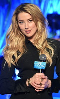 Amber Heard hoodie #3716000