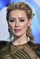 Amber Heard Longsleeve T-shirt #3778409