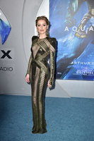 Amber Heard Longsleeve T-shirt #3778433