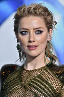 Amber Heard Longsleeve T-shirt #3778451