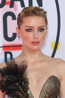 Amber Heard Longsleeve T-shirt #3778532