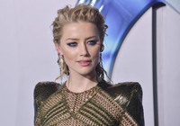 Amber Heard Sweatshirt #3778786