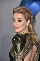 Amber Heard Sweatshirt #3778814