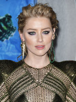 Amber Heard longsleeve t-shirt #3778841