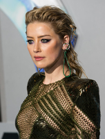 Amber Heard Sweatshirt #3778899
