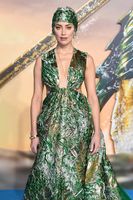 Amber Heard Sweatshirt #3779300