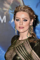 Amber Heard Sweatshirt #3779442