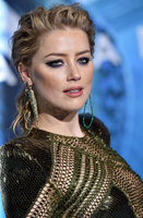 Amber Heard Sweatshirt #3779461