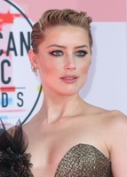 Amber Heard Sweatshirt #3779485