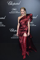 Amber Heard tote bag #G2449768