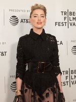Amber Heard Sweatshirt #3832609