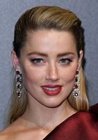 Amber Heard Sweatshirt #3832628