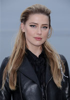 Amber Heard Sweatshirt #3841466