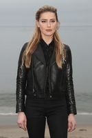 Amber Heard Sweatshirt #3841481