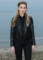 Amber Heard Sweatshirt #3841530