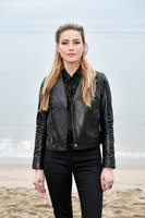 Amber Heard Sweatshirt #3841595