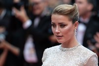 Amber Heard Sweatshirt #3841599