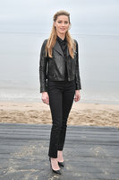 Amber Heard Sweatshirt #3841600