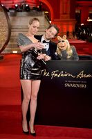 Amber Valletta Tank Top #2954249