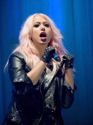 Amelia Lily Poster 2848613