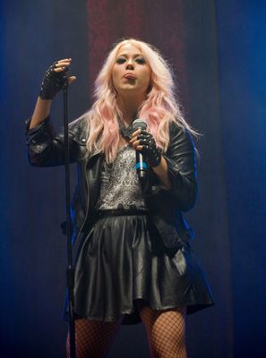 Amelia Lily Poster 2848679
