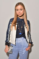 Amelia Windsor Longsleeve T-shirt #3119423