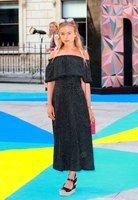 Amelia Windsor t-shirt #3264501