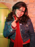 America Ferrera Sweatshirt #2322256