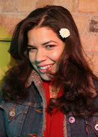 America Ferrera Sweatshirt #2322339
